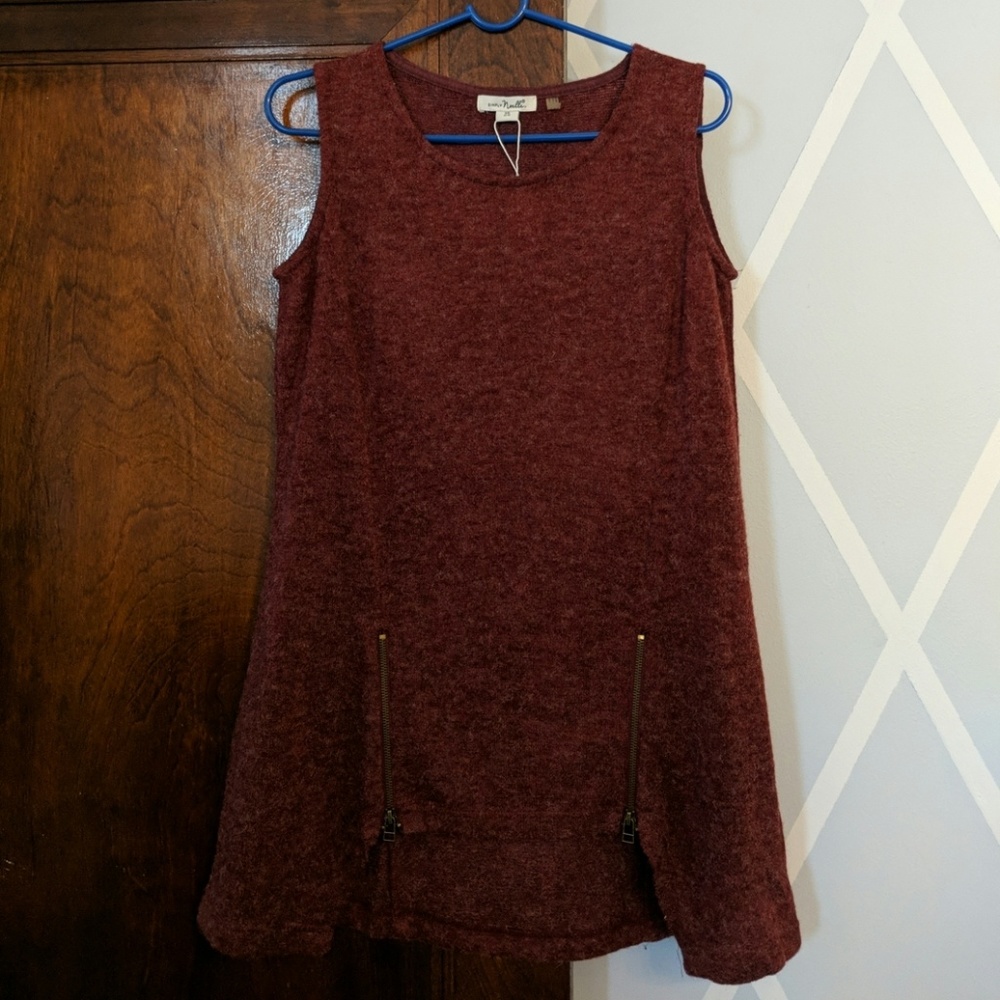 Bordeaux zip pullover vest
